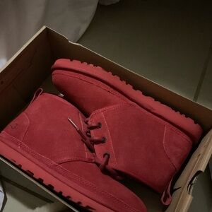 Uggs size 7 gradeschool youth